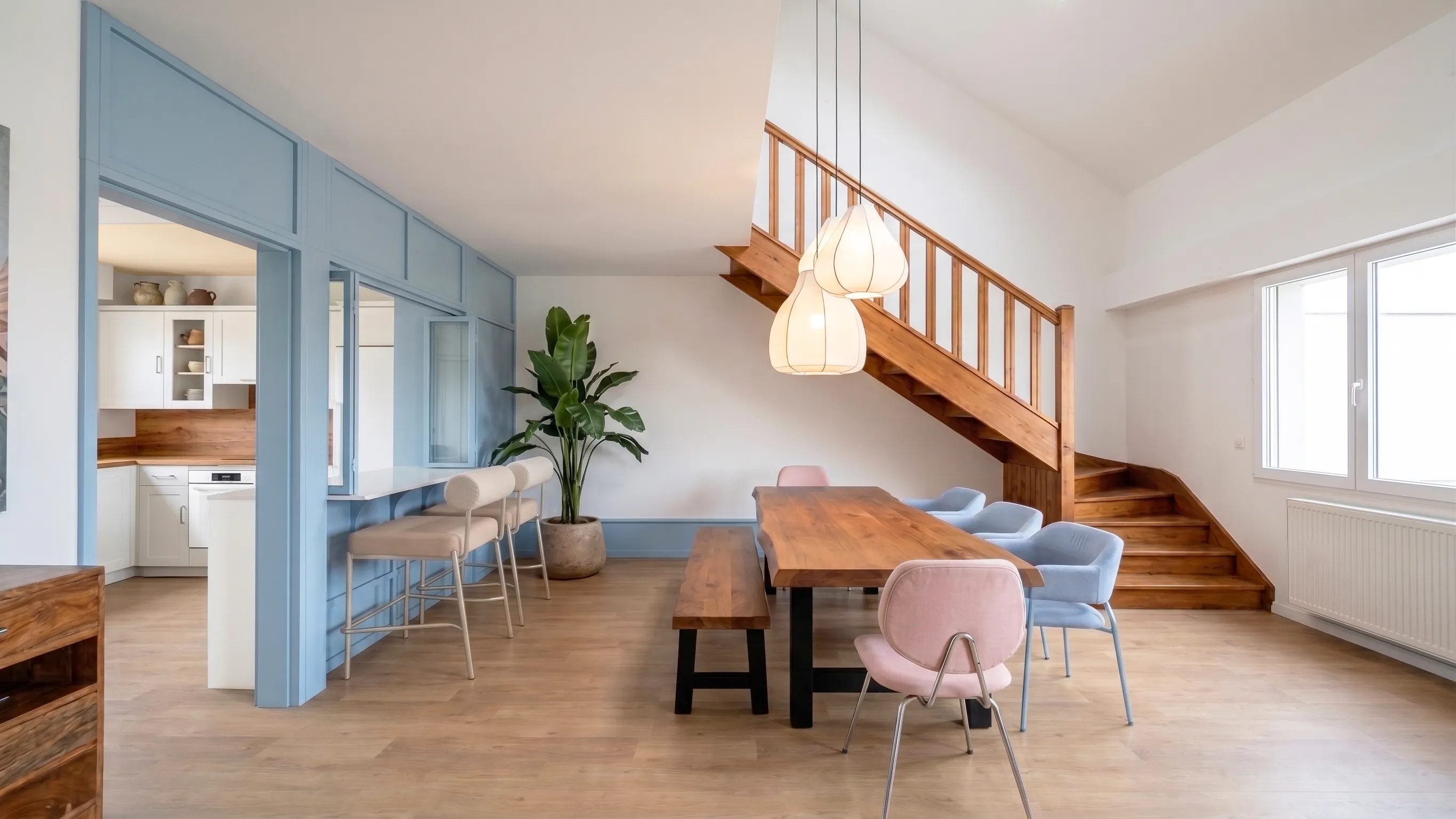 Aménagement d’un appartement à Saint Nazaire :  Conception et décoration des espaces, agencement sur mesure, création d'ambiances colorées. Alexandre Cousseau, Architecte d’intérieur à Redon.
