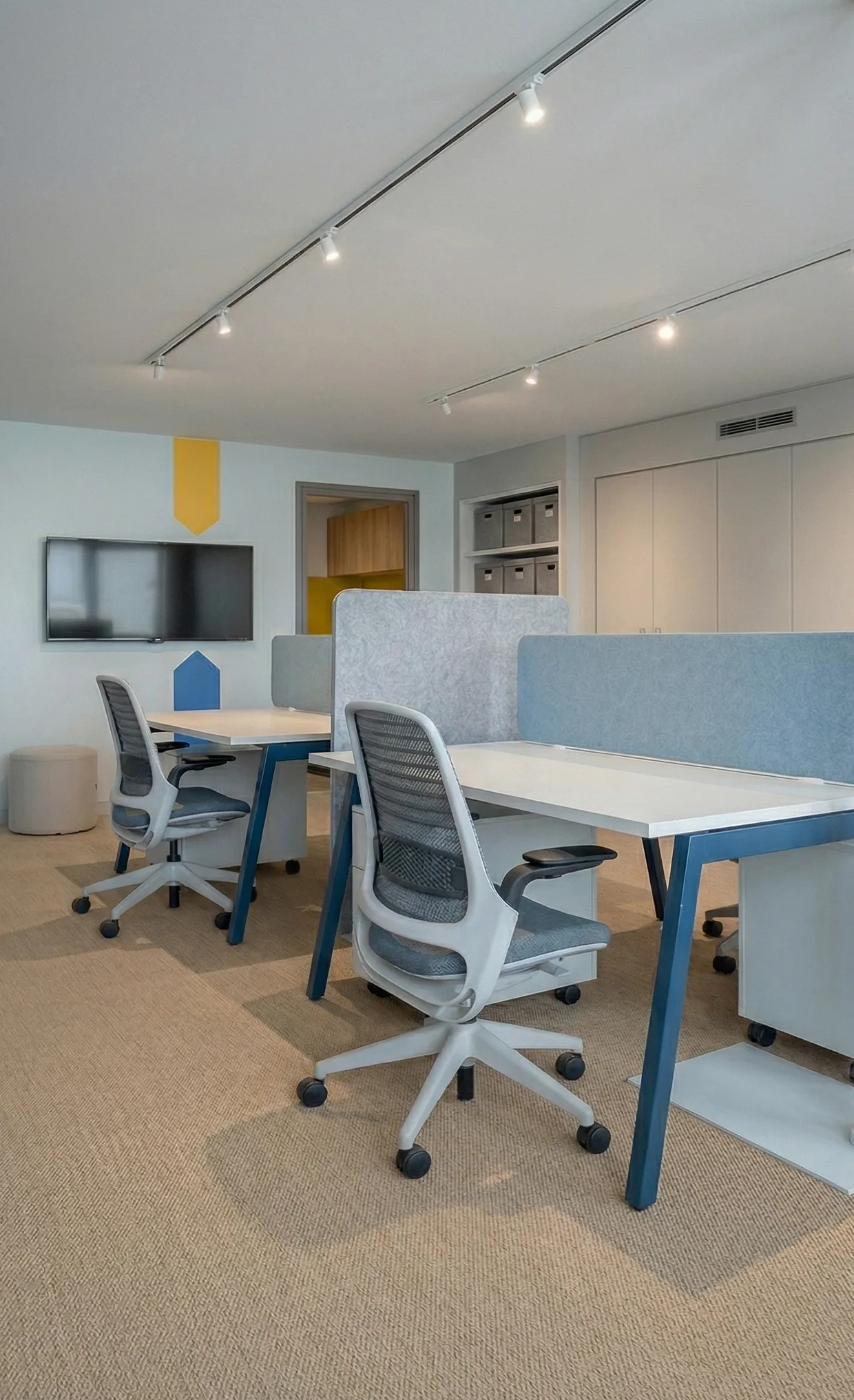 Projet Morphos - Projet professionnel tertiaire à Vannes dans le Morbihan proche de La Roche Bernard. 
Réaménagement des bureaux d'une agence d'assurance. Alexandre Cousseau architecte d'intérieur à Redon en Pays de la Loire